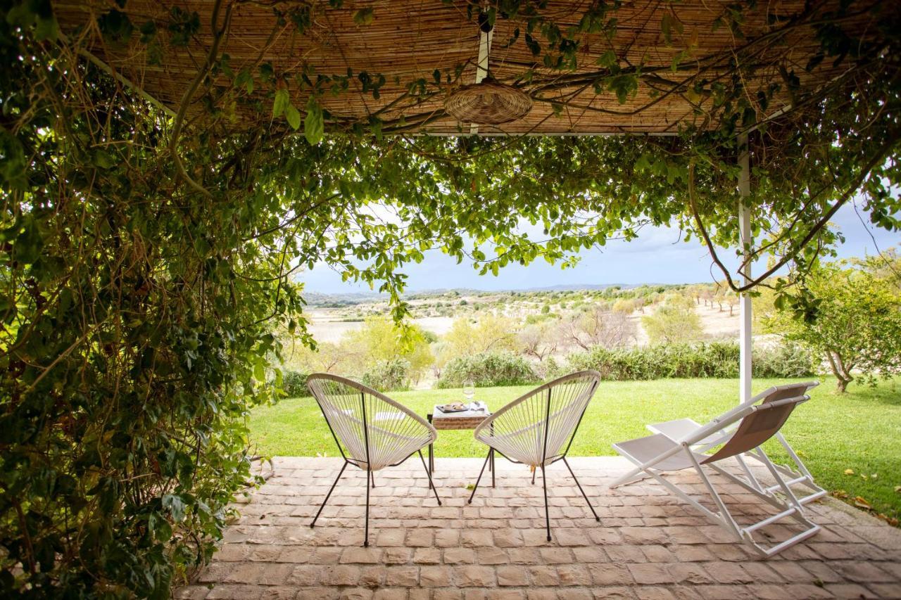 I Carusi relais Villa Noto Ruang foto